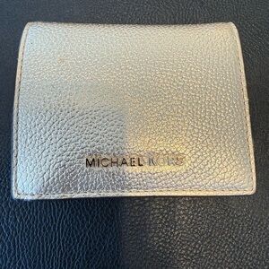 Women's Michael Kors Gold Shiny Leather Bi-fold Compact Logo Small Wallet
